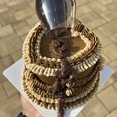 4” Customized Cakes