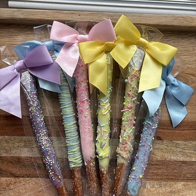 12 decorated White Chocolate Covered Pretzel Rods