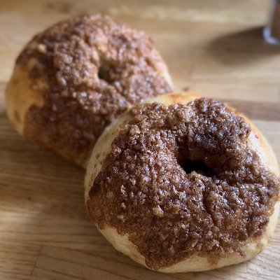 Cinnamon Crunch Bagels 