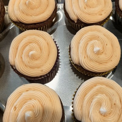 Strawberry Cupcakes (6) 🌿