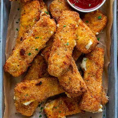 Crab Rangoon Cheese Sticks W/fries