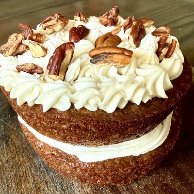 Maple Brown Butter Pecan Cake w/ Maple “Buttercream” Frosting (4 Inch)