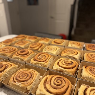 WhipHouze Cinnamon Roll 4-Pack