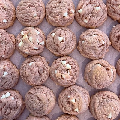 Strawberry & Cream Cookies
