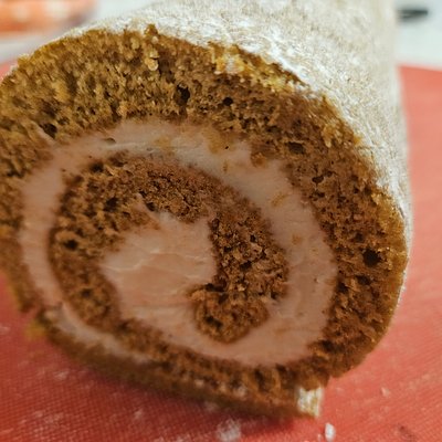 Pumpkin Roll 9" long
