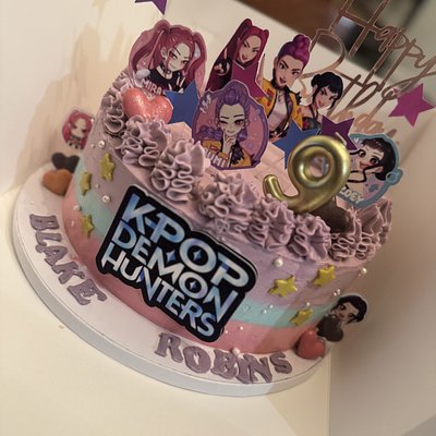 10in Round Birthday Cake