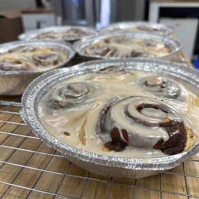 Cinnamon Rolls (4 Pack)