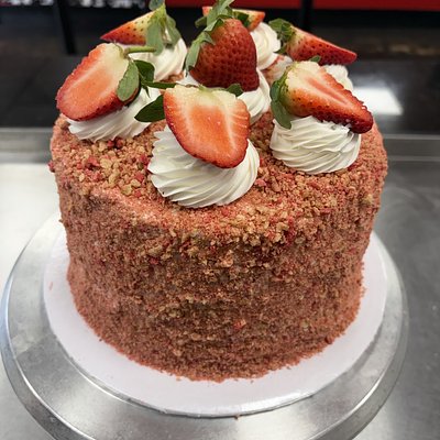 Strawberry Crunch Cake