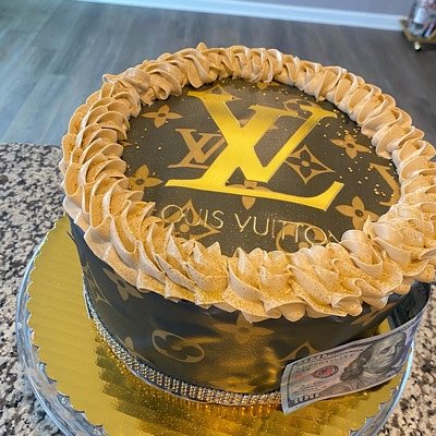 🤎🧡9” Custom Full Wrap Cake🧡🤎
