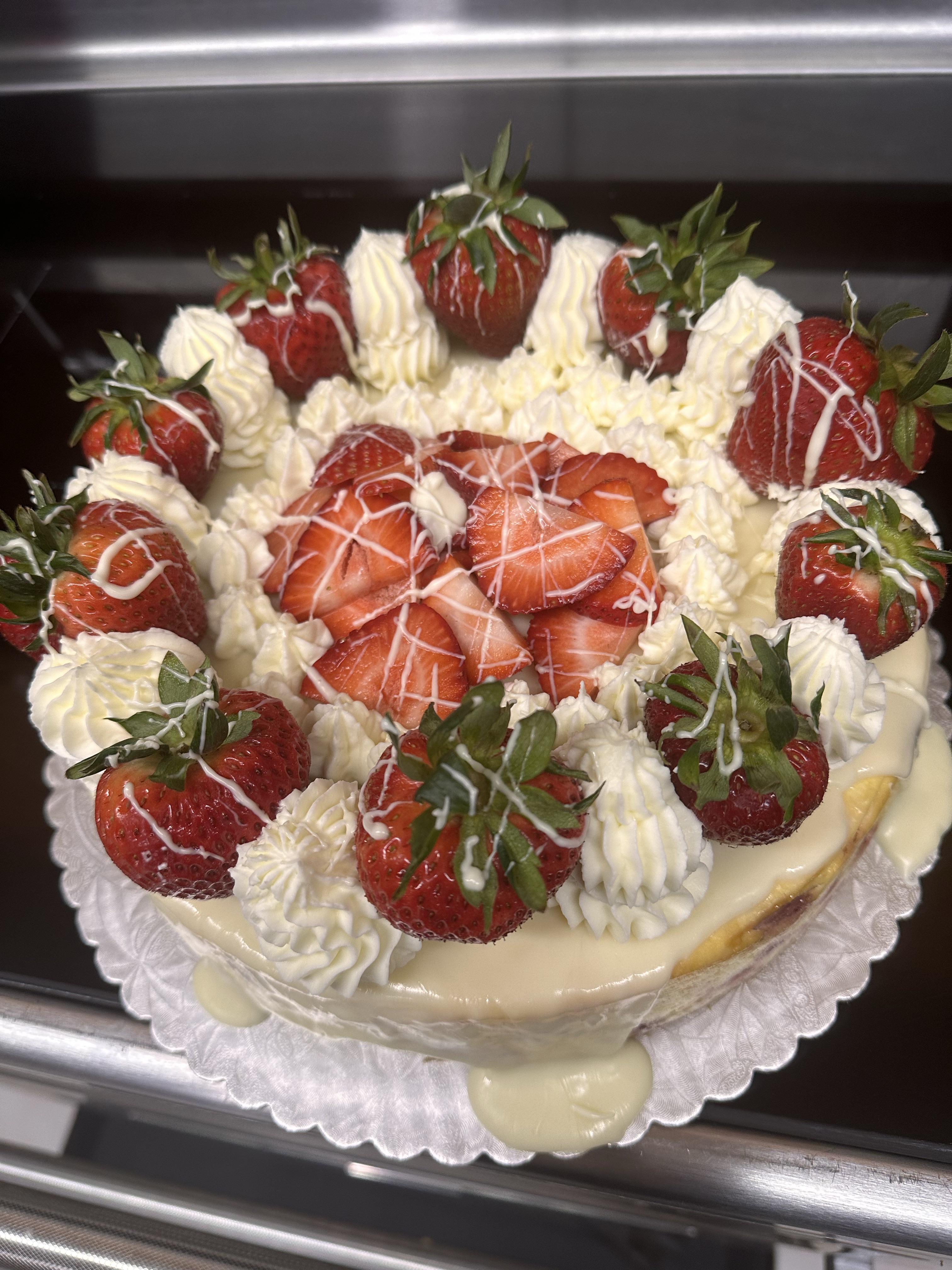 Strawberry White chocolate cheesecake 