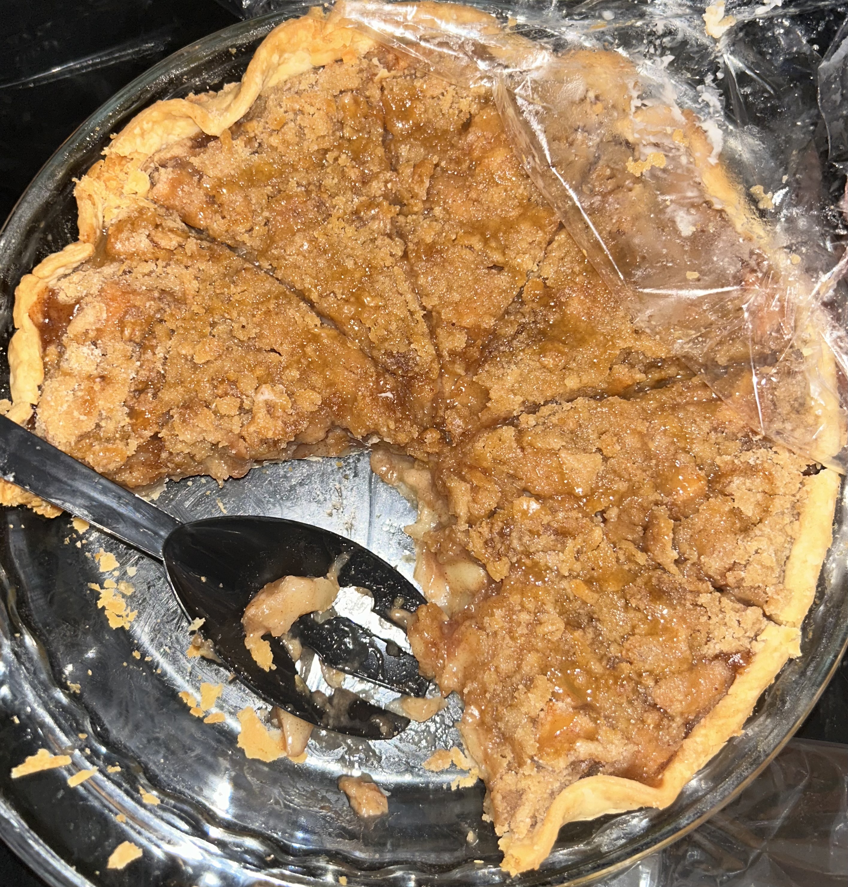 Apple Carmel Crumble Pie 