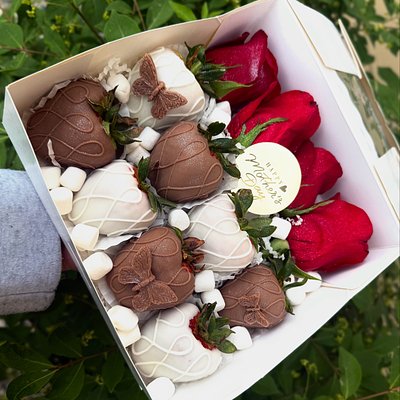 Rose Strawberry Combo 