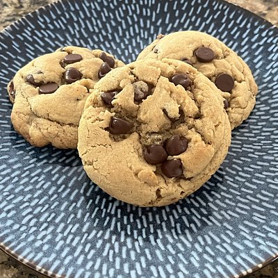 Peanut Butter Chocolate Chip Cookies - 1 Dozen