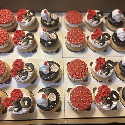 Cupcakes Per Dozen “Fondant Details 