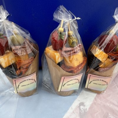 Charcuterie  Cups 