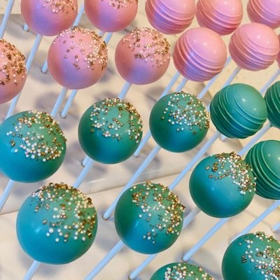 (12) Colored Cake Pops