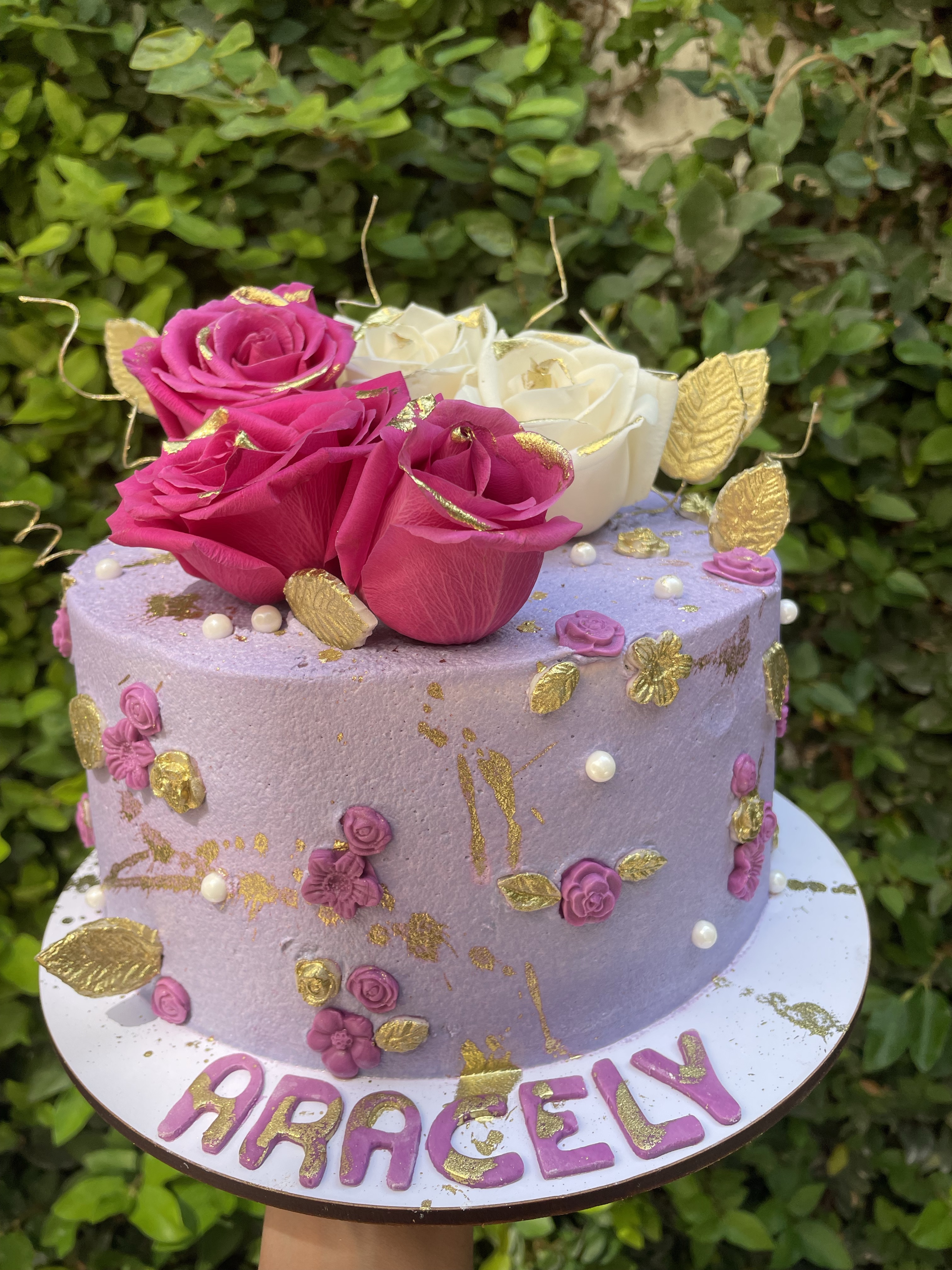 Party Cake (8 inch 3 layer) Serves 25-35