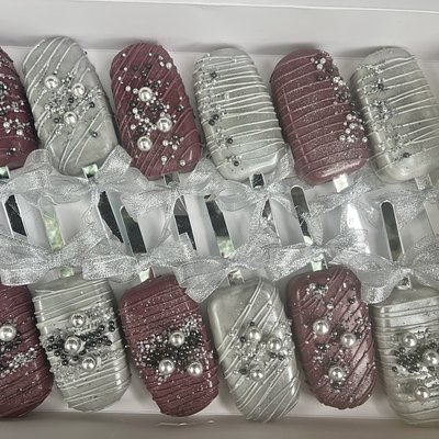 Dozen (12) Cakesicles with Bows