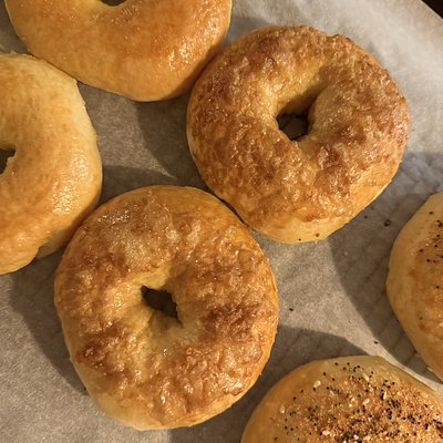 Bagels (4 Cinnamon Sugar) 