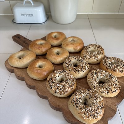 Everything Bagel Mini Bagels (6)