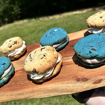 1 Dozen Cookie Sandwiches