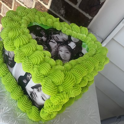 10 Inch Heart Cake