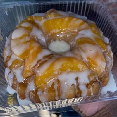 Small Peach Cobbler Pound cake 