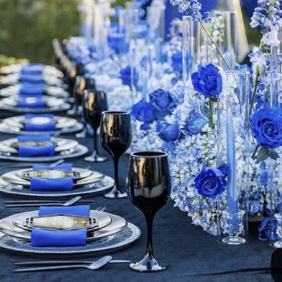 Full  Elegant Table Setup 