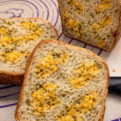 Cheddar & Italian Herbs 