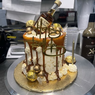 Mini Personal Cake W/Liquor