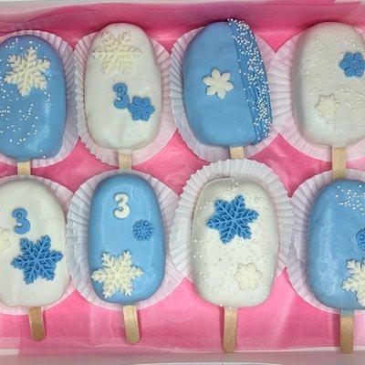 Cakesicles