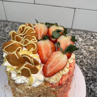 Custom Half & Half Cake (6inch)