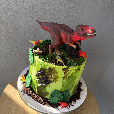 Add Toys To Cake 