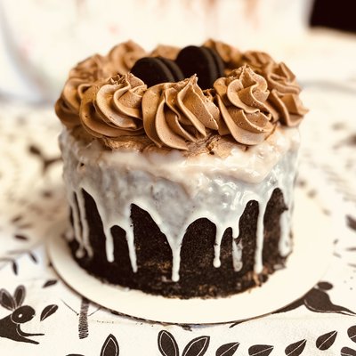 6" Cakes