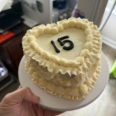 Pupcake Heart Cake