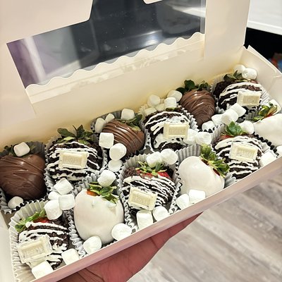 Oreo Chocolate Covered Strawberries 