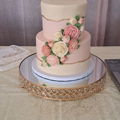 All buttercream 2 tier cake 