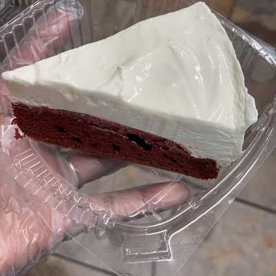Red Velvet Cheesecake 