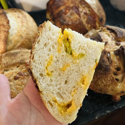 Jalapeño Cheddar Sourdough Bread 