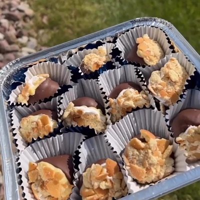 Milk Chocolate Banana Pudding Stuffed strawberries 