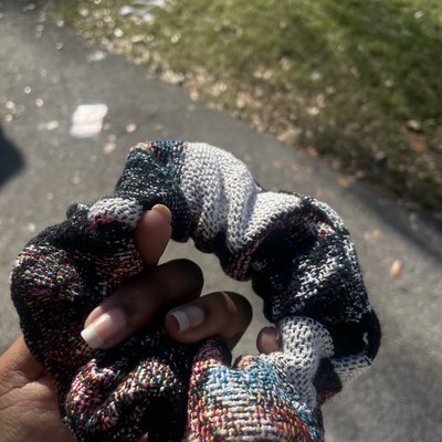 Scrunchie - ITEM MUST BE BOUGHT WITH CLOTHING PIECE
