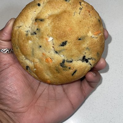 (3)Sugar Cookies NOT frosted (seasonal Sprinkles)