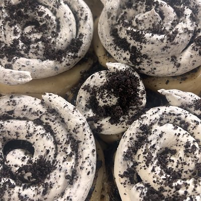 Cookies & Creme Sweet Rolls 