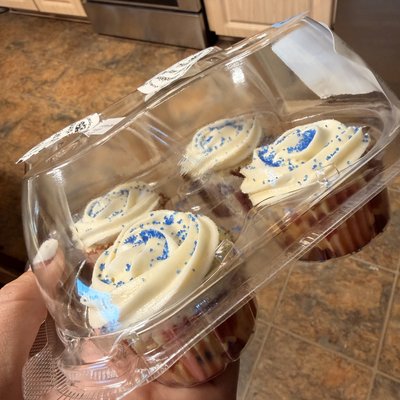 Cupcakes (dozen) 