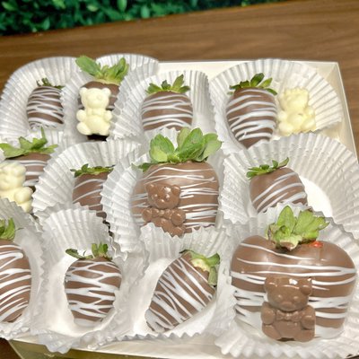 Chocolate Dipped Strawberries 