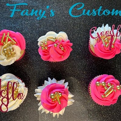 Cupcakes (start @25)