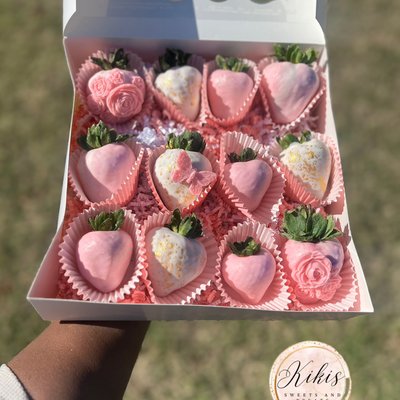 Chocolate Covered Strawberries (Dozen)