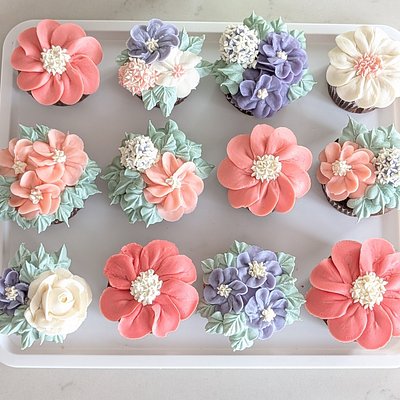 1 Dozen Cupcakes 