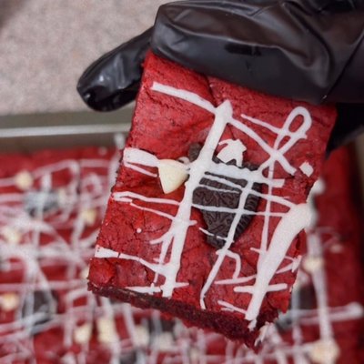 Red Velvet Brownie