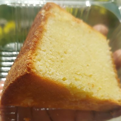 Plain Vanilla Pound Cake Slice